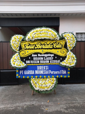 Papan Bunga Duka di Maniamolo
