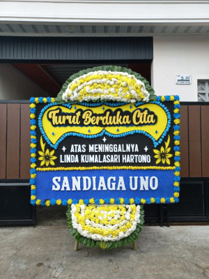 Papan Bunga Duka di Maniamolo